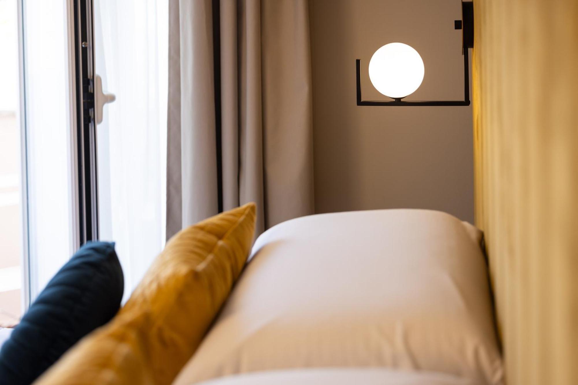 Mavi Luxury Suites Rome Bagian luar foto